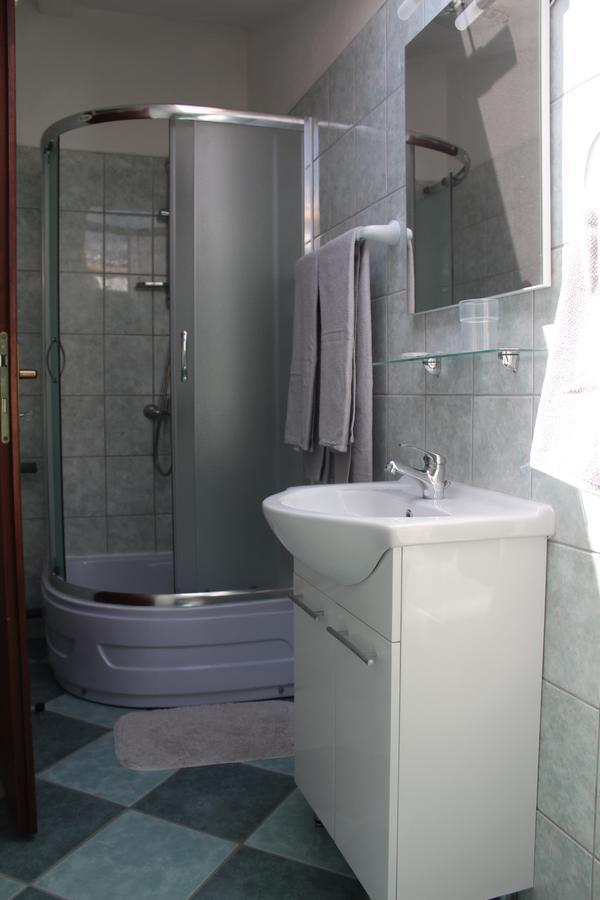 Apartment Nikolena Ровиньско село Экстерьер фото
